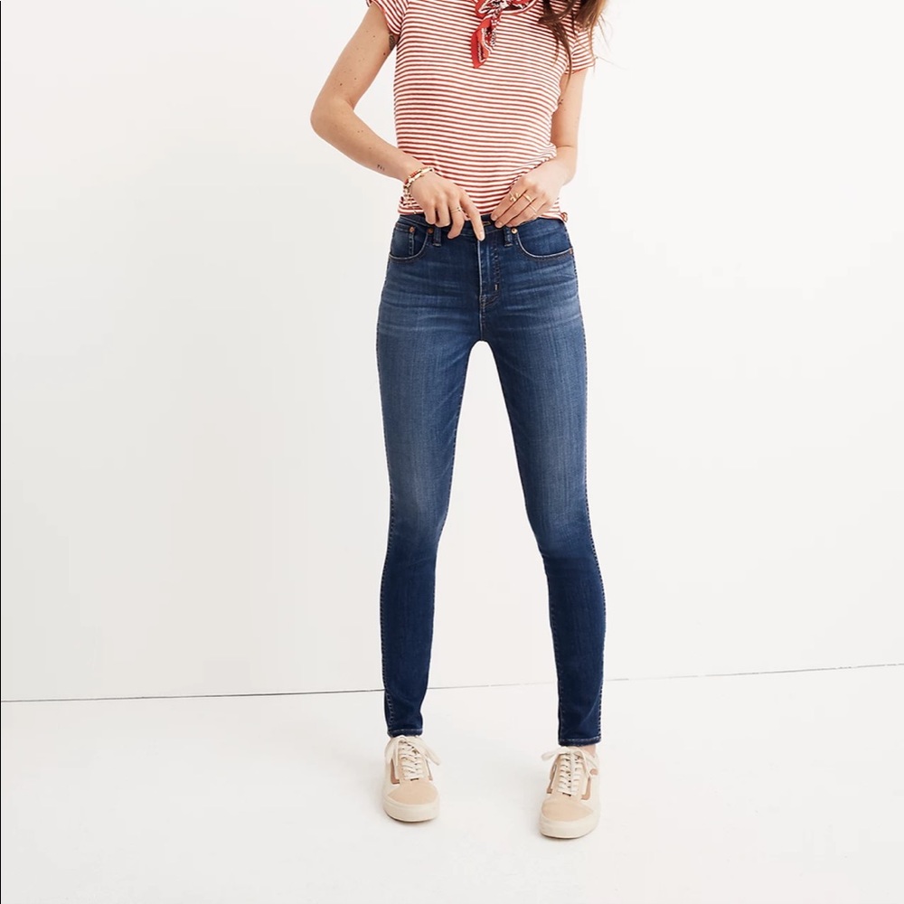 Madewell 10" High-Rise Skinny Jeans in Danny Wash: TENCEL™ Denim Edition Size 26